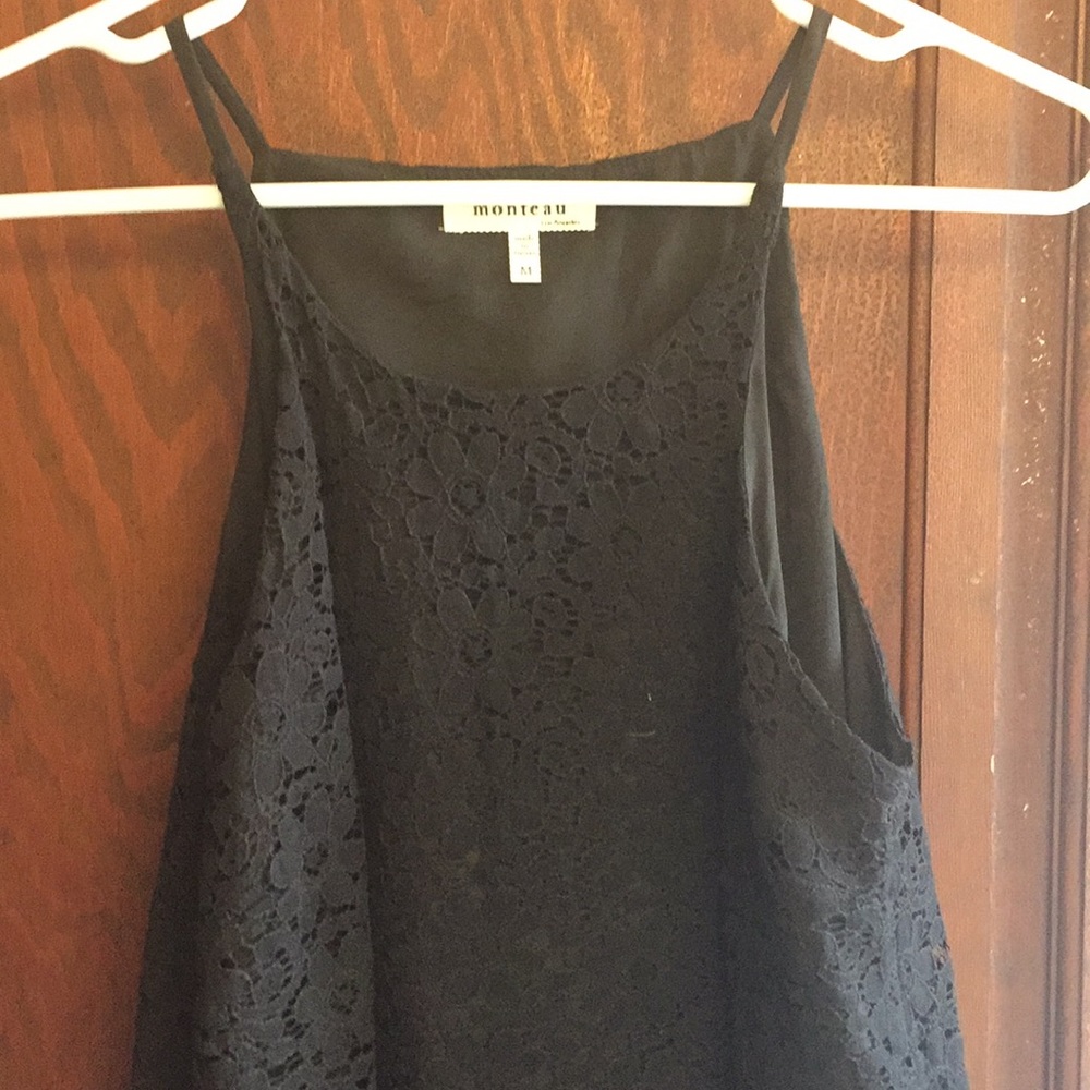 Floral lace spring tank with scalloped bottom med